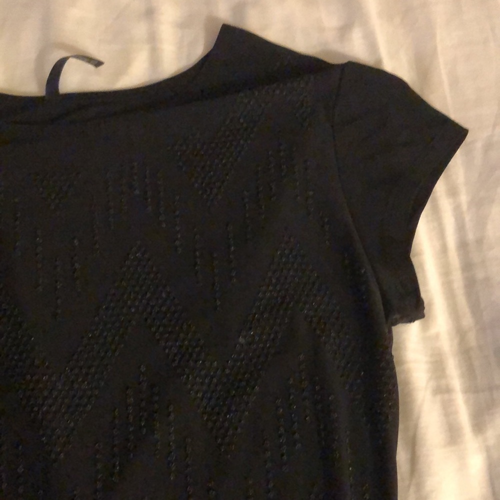 Top - Picture 3 of 3